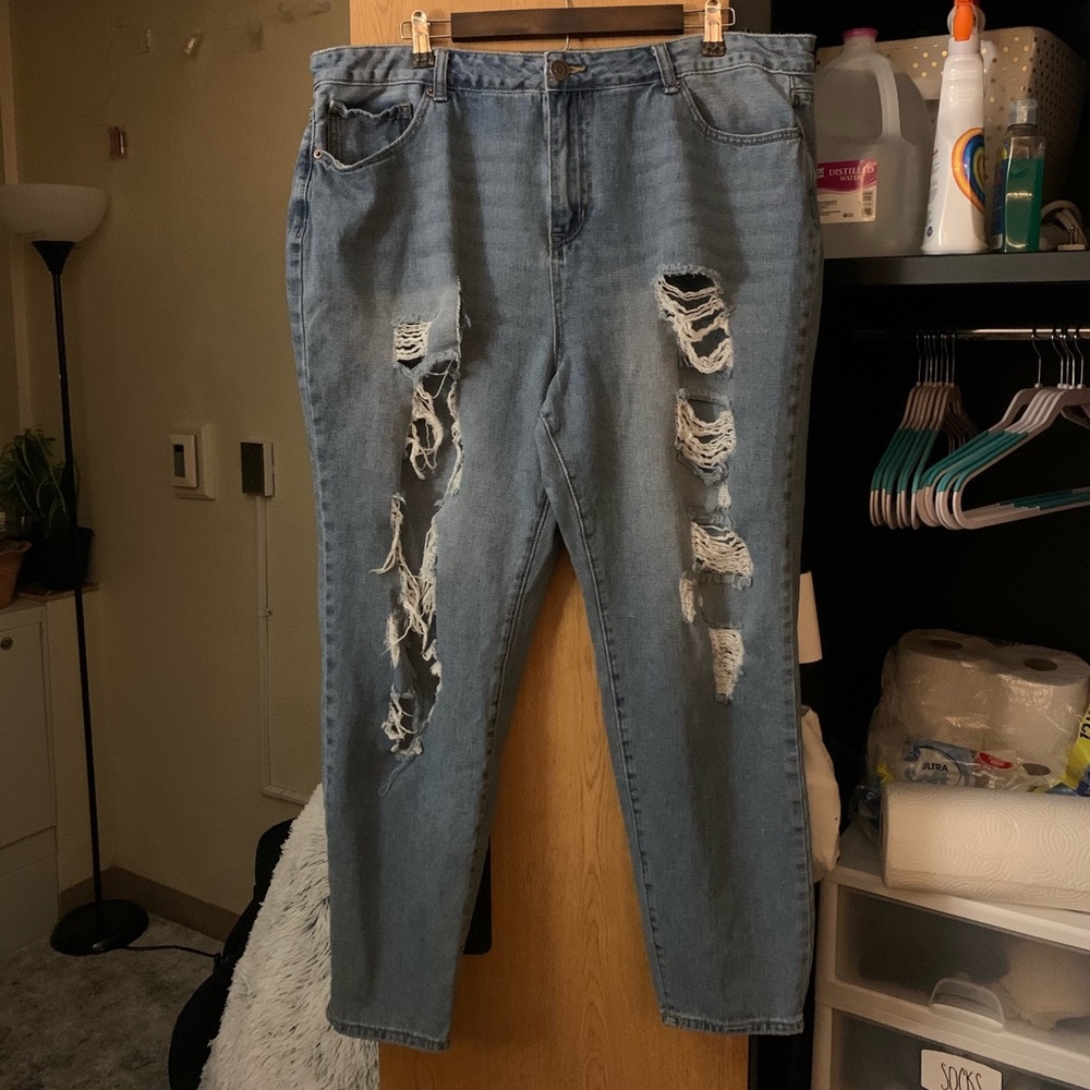 ripped boyfriend jeans